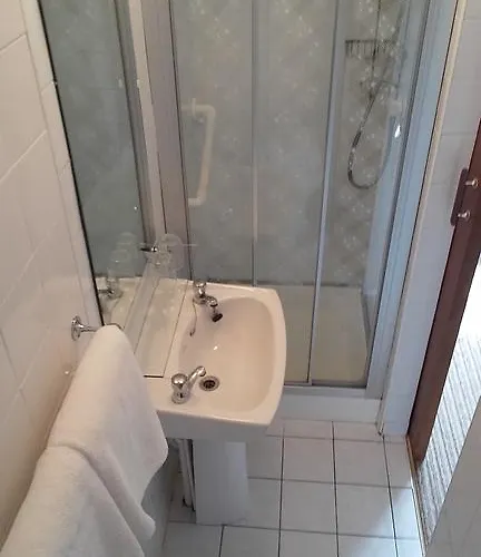 住宿加早餐酒店 Moriartys Farmhouse 文特里